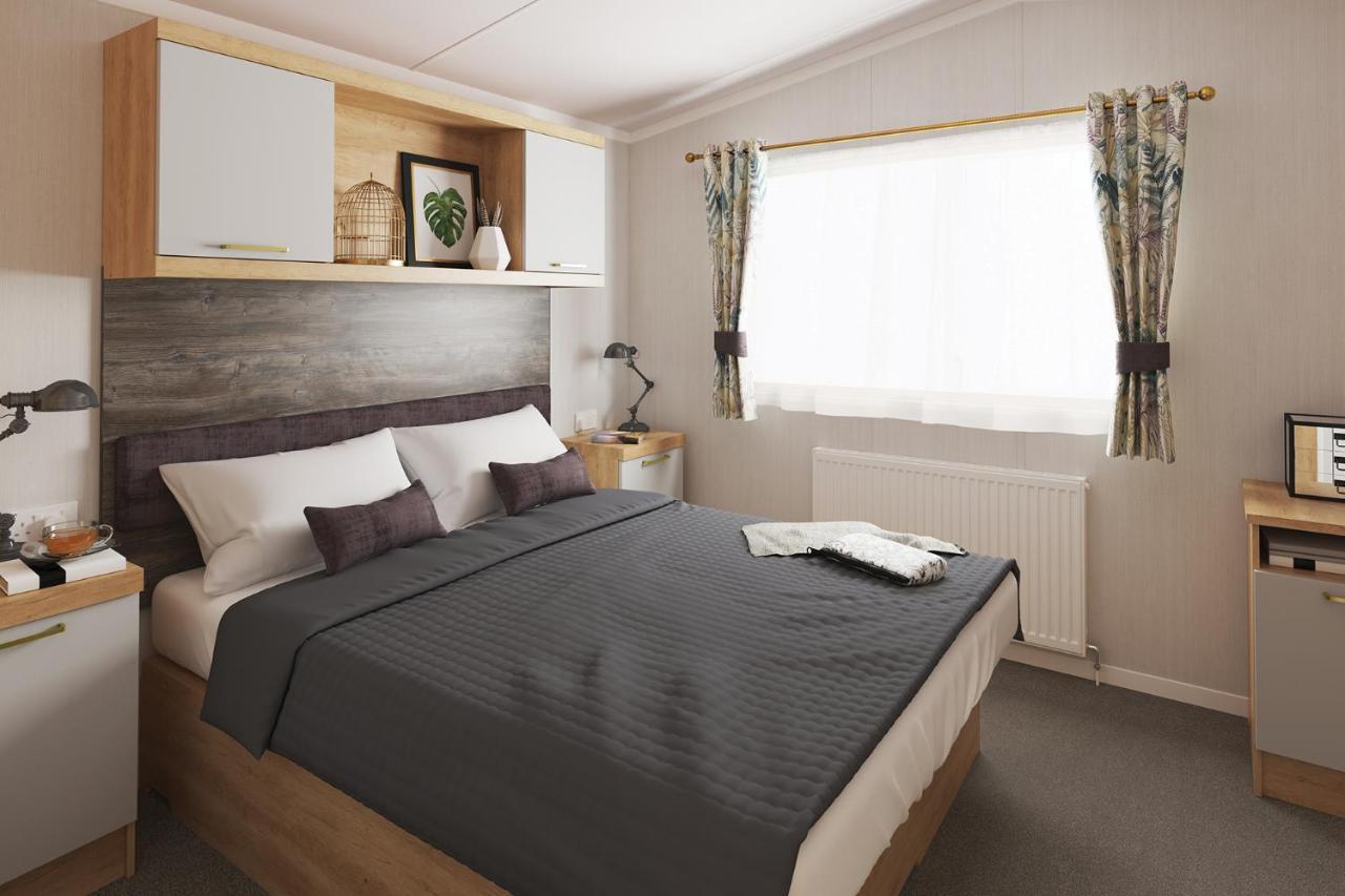 Lydstep Beach Bayview 3-Bedroom Holiday Home Tenby Exteriör bild